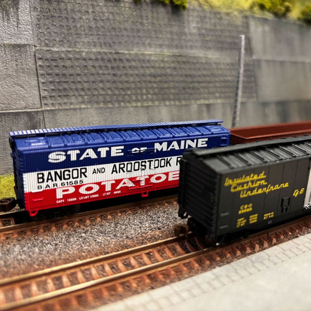 Model parowozu Empire Builder  – Toy Train Track Set recenzja i cena